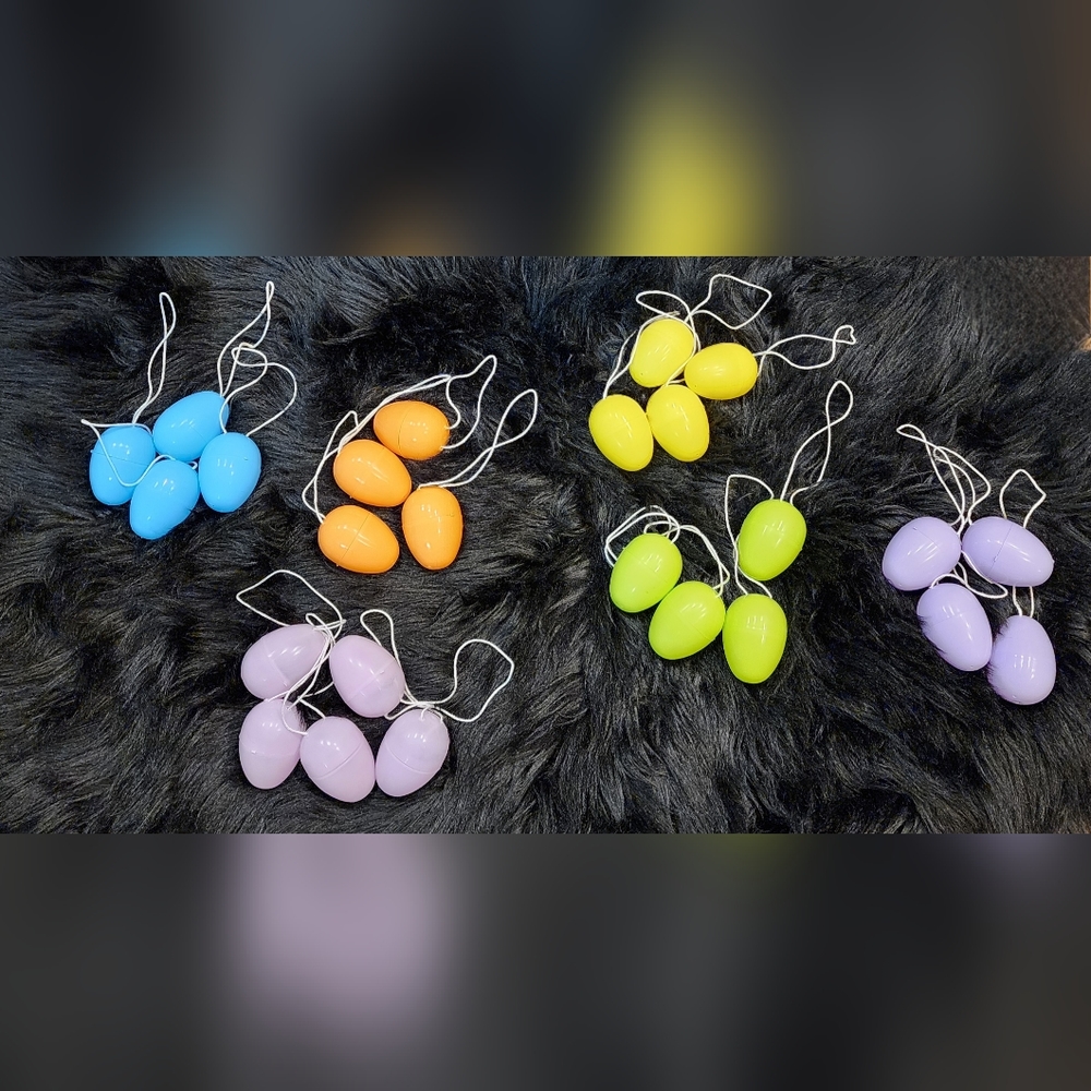 Set of 25 Hanging Plastic Easter Eggs